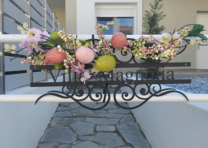 Magnolia *